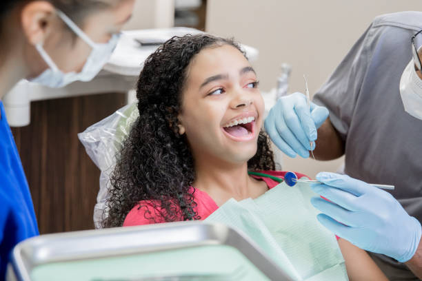 Best Emergency Dental Care for Broken or Chipped Teeth in Sandy Oaks, TX